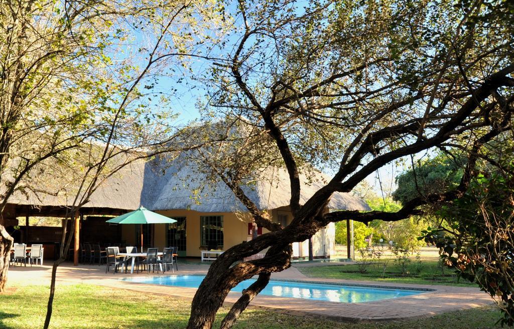 Komati River Chalets โคมาติพอร์ต ภายนอก รูปภาพ