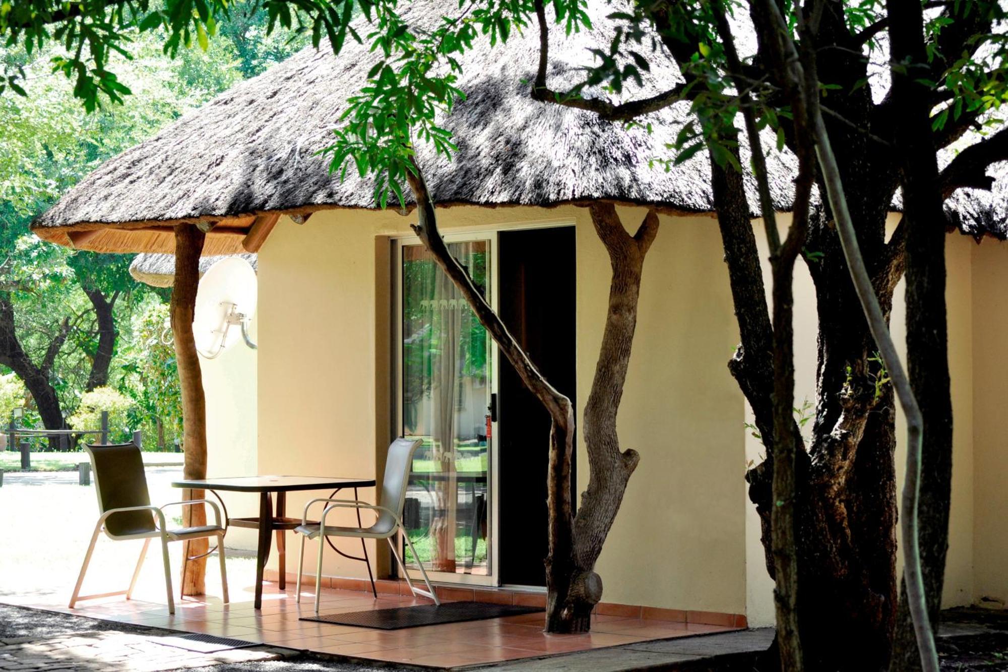 Komati River Chalets โคมาติพอร์ต ภายนอก รูปภาพ
