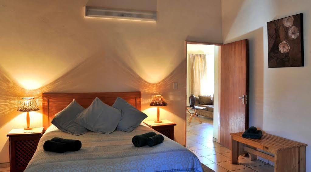 Komati River Chalets โคมาติพอร์ต ภายนอก รูปภาพ